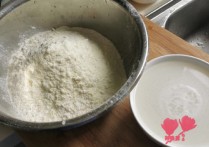 平底锅做淮安炝饼的方法图解